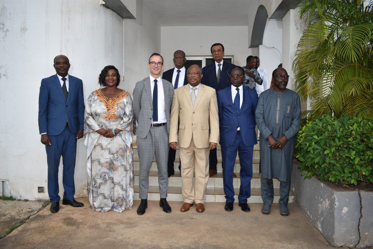 Togo: La HAAC reçoit la visite de l'ambassadeur de France
